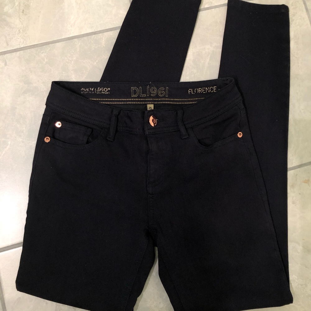 Black Skinny Jeans
